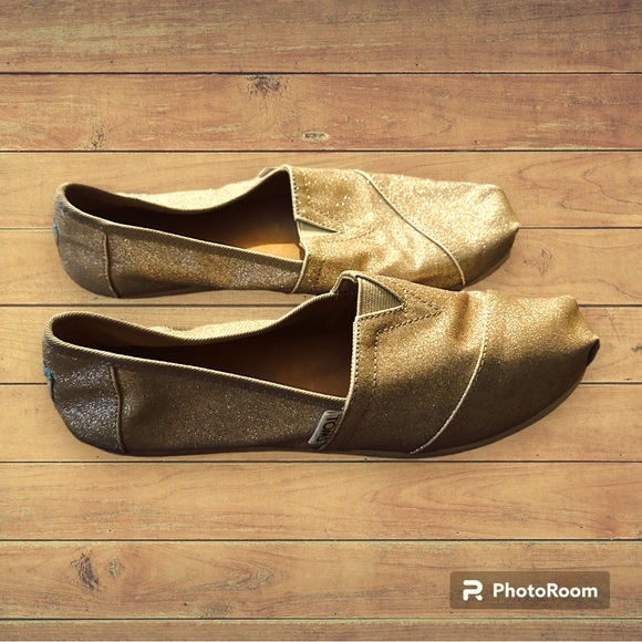 𝙀𝙐𝘾 𝙏𝙊𝙈𝙎 𝖦𝗈𝗅𝖽 𝖦𝗅𝗂𝗍𝗍𝖾𝗋 𝖠𝗅𝗉𝖺𝗋𝗀𝖺𝗍𝖺𝗌 - 𝙎𝙄𝙕𝙀 7 - Picture 3 of 4